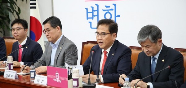 ▲미래통합당이 17일 오전 국회에서 외교안보특별위원회를 열었다. 사진제공=뉴시스