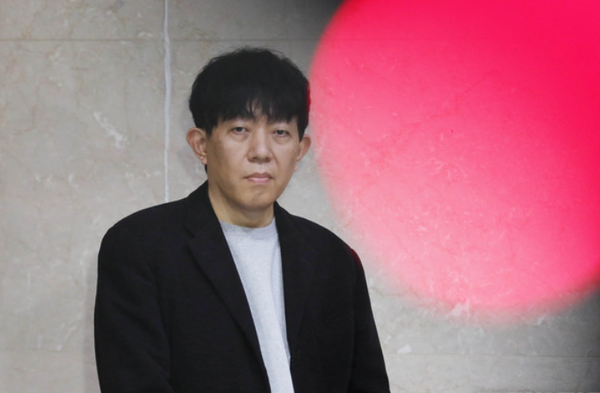 ▲ 이재웅 전 쏘카 대표가 지난해 3월 3일 서울 여의도 국회 정론관 앞에서 기자회견을 열고 ‘타다’의 현행 사업 모델을 유지하기 위해 여객법 개정안(타다 금지법) 국회 처리를 막고자 발언을 하고 있다.