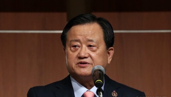 ▲ 이형진 한국광복군기념사업회장이 10일 오전 서울 용산구 백범김구기념관 컨벤션홀에서 열린 대한민국 임시정부 대일 선전포고 80주년 기념식에 참석해 기념사를 하고 있다. 사진=뉴시스