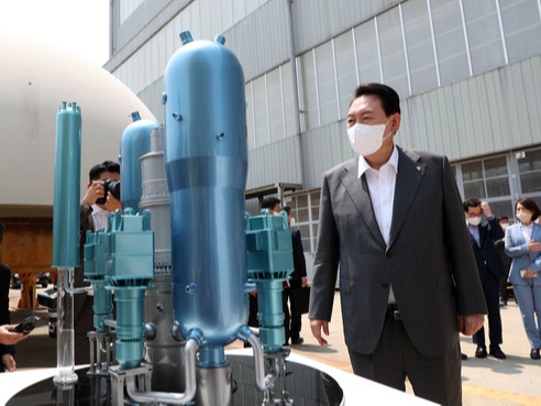 ▲ 올해 6월 22일 두산에너빌리티 원자력공장을 방문한 윤석열 대통령.