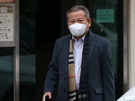 ▲ 이상민 행정안전부 장관이 지난 2월9일 오후 서울 강남구 자택을 나서고 있다. 사진=뉴시스