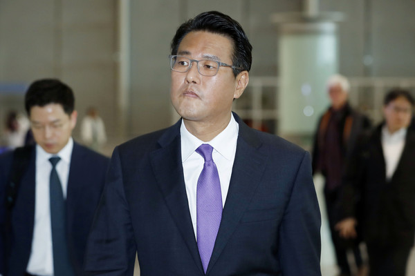 ▲ 김태효 국가안보실 제1차장이 11일 한미 정상회담 주요 의제 조율 등을 위해 인천국제공항에서 워싱턴으로 출국하고 있다. 사진=뉴시스