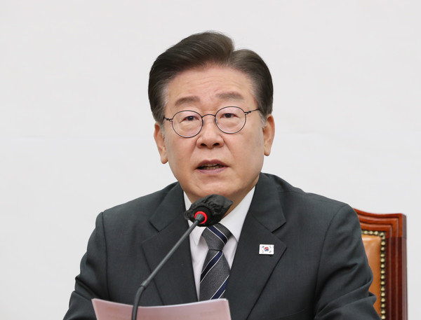 ▲ 이재명 더불어민주당 대표가 12일 오전 서울 여의도 국회에서 열린 최고위원회의에서 발언하고 있다. 사진=뉴시스