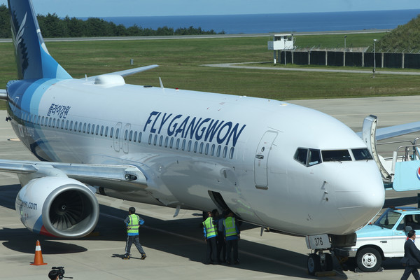 ▲ 플라이강원의 여객기. 사진=뉴시스