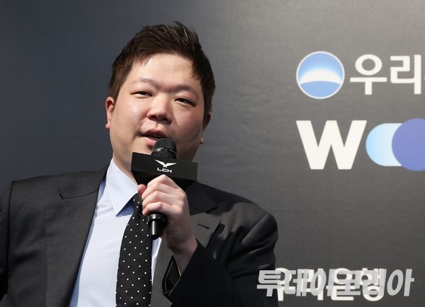 ▲ 김정수 젠지 감독은 23일 저녁 서울 종로구 LCK 아레나에서 열린 ‘2025 LCK컵 최종 결승전’을 마친 후 가진 기자회견에서 취재진의 질의에 답하고 있다. 사진=투데이코리아