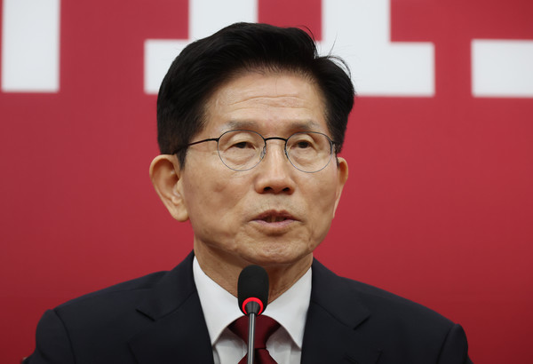 ▲ 김문수 국민의힘 대선 후보가 4일 서울 여의도 국회에서 열린 선거대책위원회에서 발언하고 있다. 사진=뉴시스