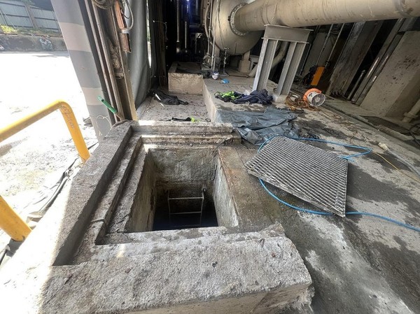 ▲ 유독가스 사고가 발생한 전주 제지공장의 맨홀. 사진=전북자치도소방본부