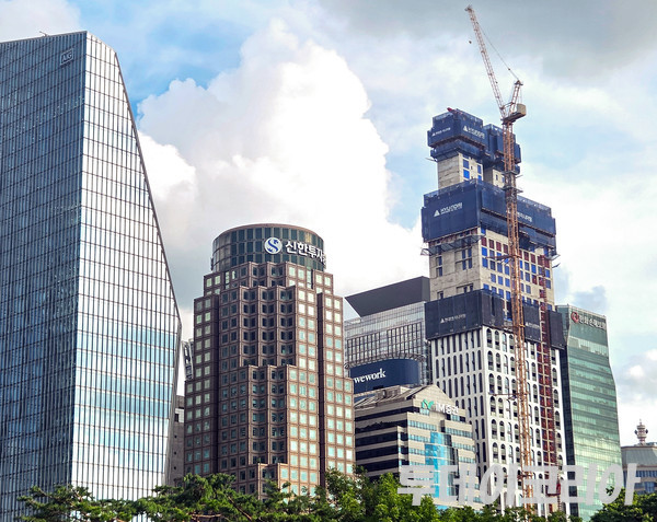 ▲ ▲ 서울 여의도 증권가 전경. 사진=투데이코리아