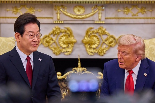 ▲ 이재명 대통령과 도널드 트럼프 미국 대통령이 지난 8월 25일(현지 시간) 미국 워싱턴DC 백악관에서 한미 정상회담을 하고 있다. 사진=뉴시스