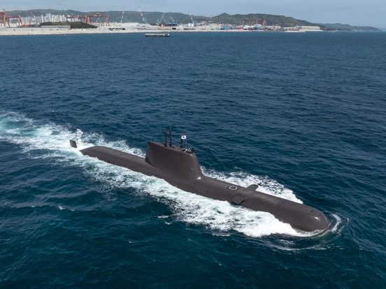 ▲ HD현대중공업이 건조해 2016년 대한민국 해군에 인도한 장보고-Ⅱ(214급) 잠수함 ‘윤봉길함’의 시운전 모습. 사진=HD현대중공업