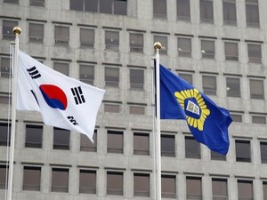 '<b>일본도 살인</b>' 옹호한 가해자 <b>부친</b>, 1심서 징역형 <b>집유</b>···유족 "두 번...