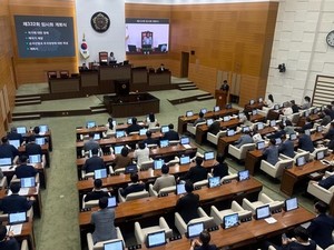 [투코현장] 최호정 의장, 정부·교육청 향해 작심 비판···"서울 <b>재정</b> ...